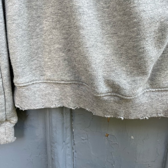 Pam & Gela Off The Shoulder Sweatshirt, size M - Picture 8 of 9